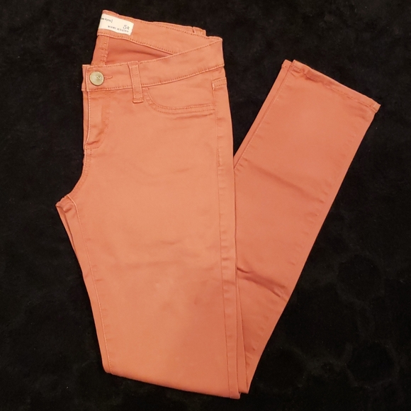 Lot of 2 Pairs of Jeans Size 14-16 - Picture 3 of 3